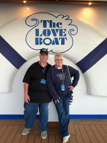 Couple celebrates 45 years